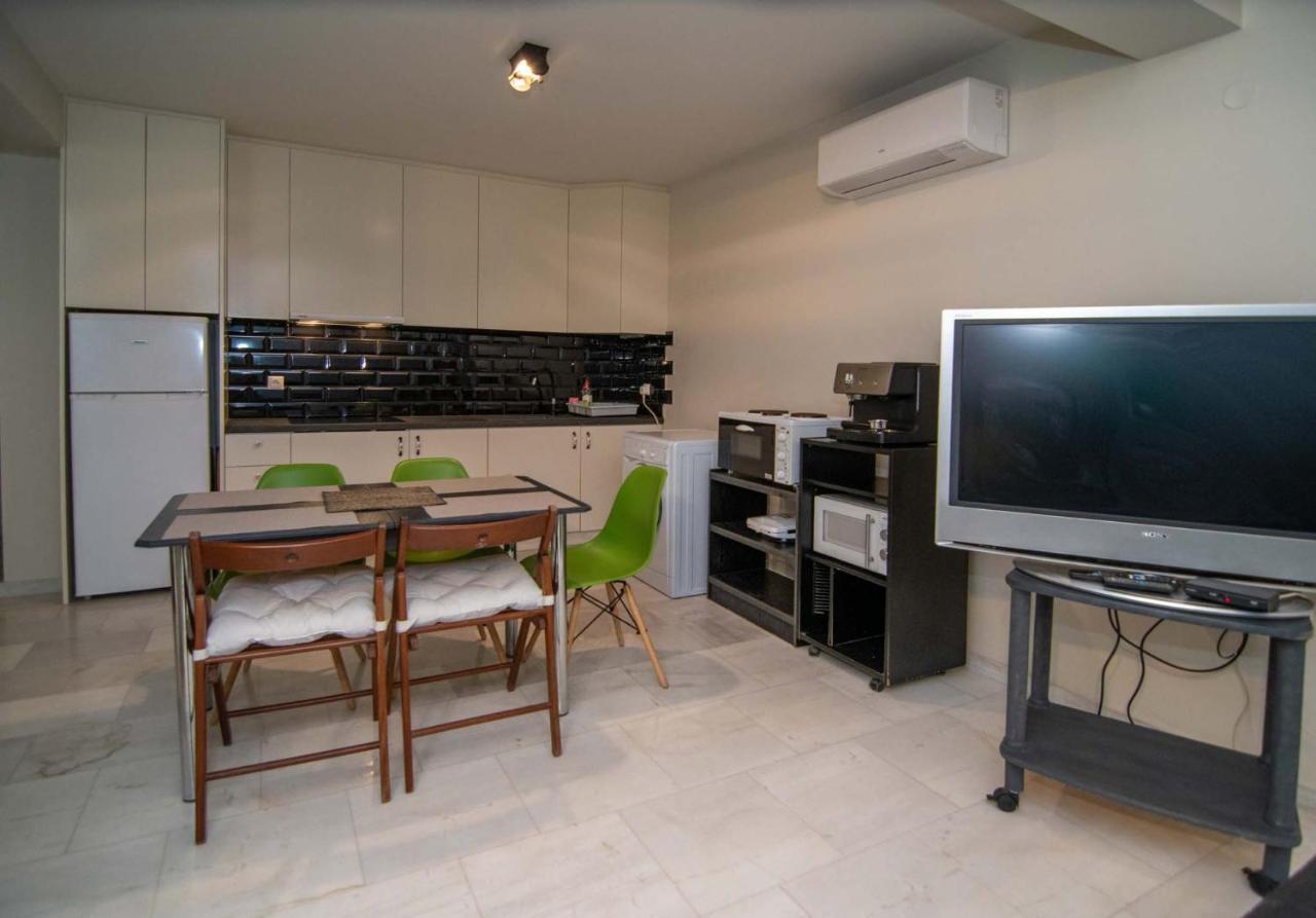 Nafplio Cozy Apartment- Ιδιωτικό Parking エクステリア 写真