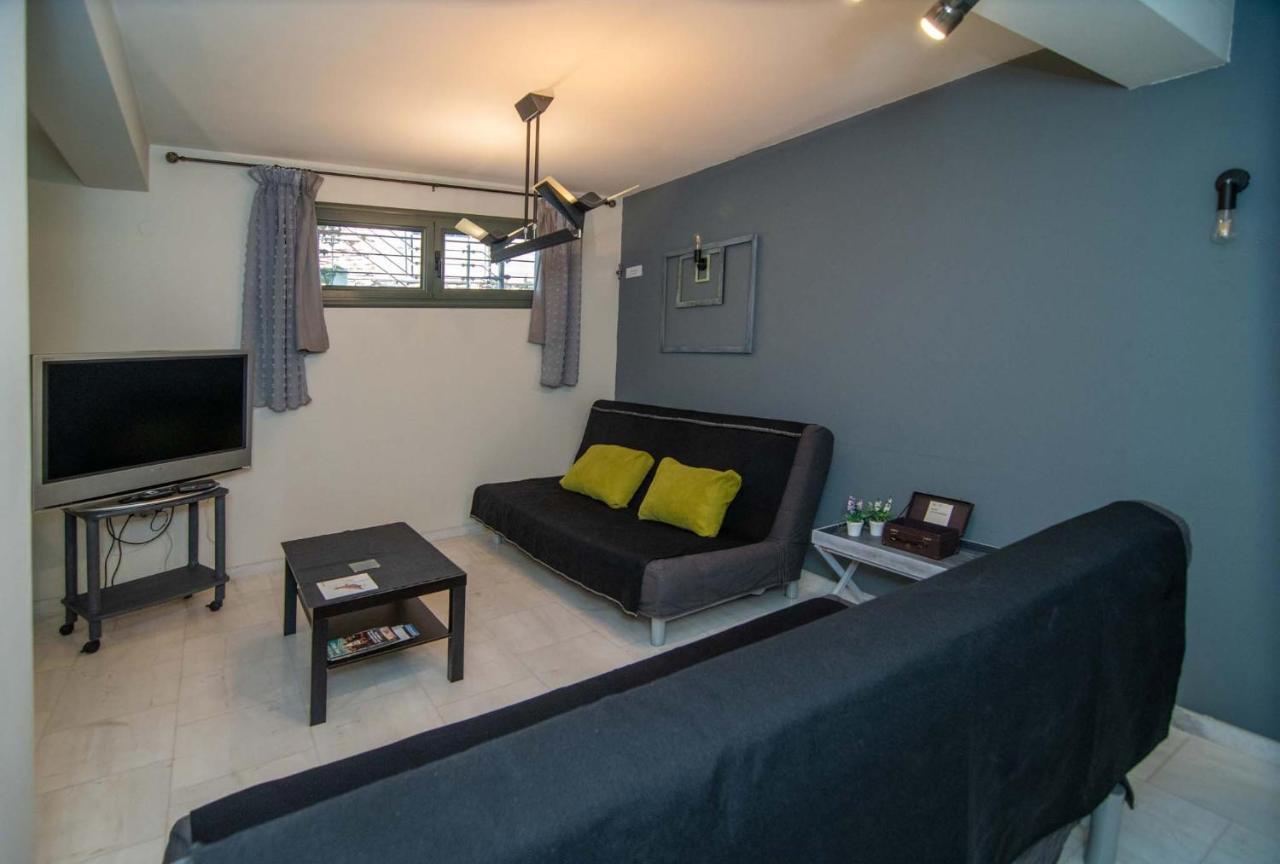 Nafplio Cozy Apartment- Ιδιωτικό Parking エクステリア 写真